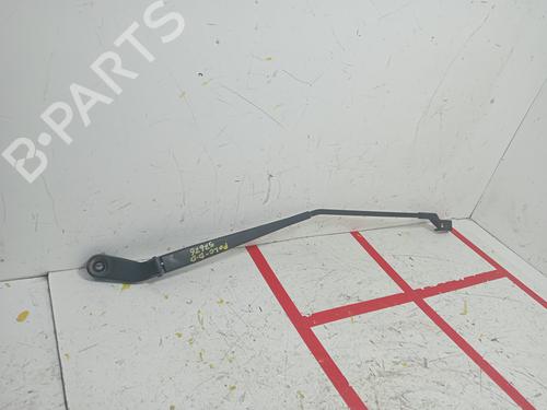 Used Front windshield wiper arm VW POLO (9N_, 9A_) 1.4 16V (80 hp) 21496166