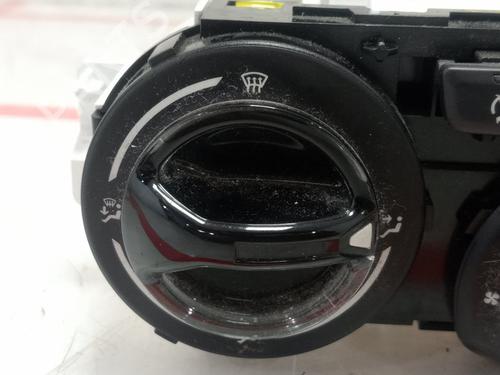 AC Styreenhet / Manøvreringsenhet PEUGEOT 208 I (CA_, CC_)  | BP29001079I5