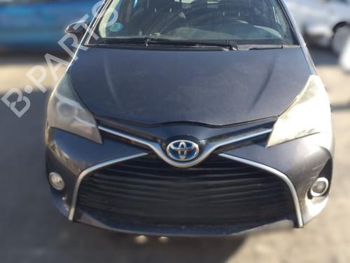 Used Front wiper motor Front wiper motor TOYOTA YARIS (_P13_) 1.5 Hybrid (NHP130_, NHP130) (101 hp) 32866365 32866365