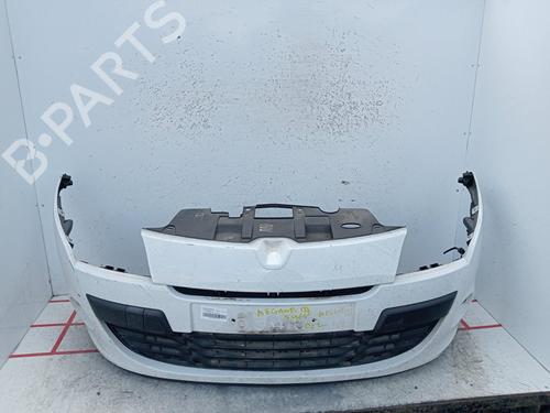 front-bumper-renault-megane-iii-hatchback-bz01_-b3_-2008-33801713 main image