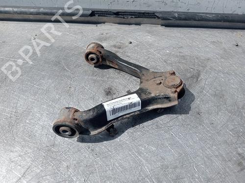 Used Left front suspension arm Left front suspension arm MITSUBISHI PAJERO III (V7_W, V6_W) 3.2 Di-D (V68W) (160 hp) 32219670 32219670