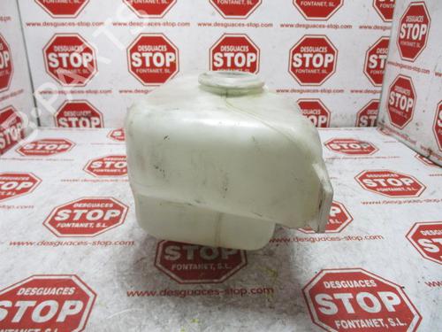 Windscreen washer tank SUZUKI VITARA (ET, TA, TD) 1.6 i 16V All-wheel Drive (ET, TA02, SE416) | BP7417377C113 