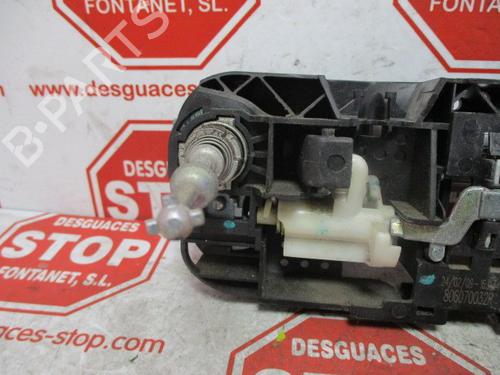Front left exterior door handle RENAULT MEGANE III Hatchback (BZ0/1_, B3_) 1.5 dCi (BZ09, BZ0D, BZ1W, BZ29, BZ14) | BP7788916C128 