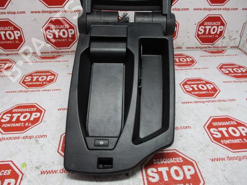 Armrest / Center console BMW 1 (E87) 118 d | BP7327988I20 