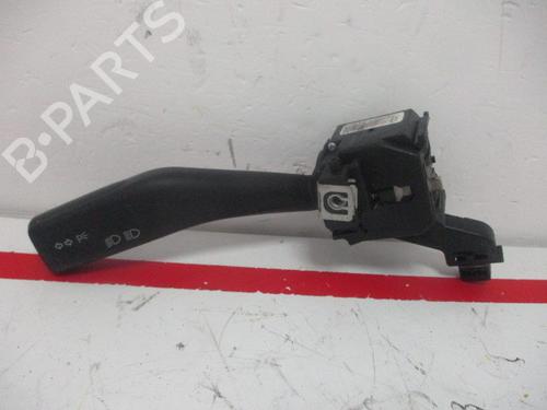 Used Steering column stalk SEAT LEON (1P1) 1.9 TDI (105 hp) 15927313