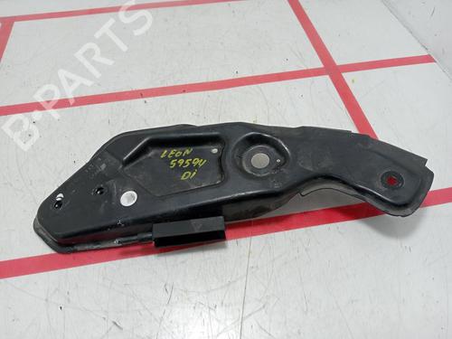 Venstre forlygtestøtte Venstre forlygtestøtte SEAT LEON ST (5F8) [2012-2020] 36409547 36409547