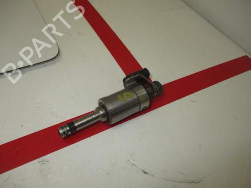 Used Injector FORD FOCUS III Saloon 1.0 EcoBoost (125 hp) 15930605