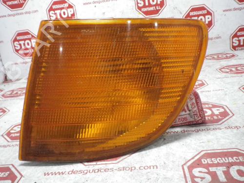 Used Left front indicator MERCEDES-BENZ VITO Van (W638) 110 CDI 2.2 (638.094) (102 hp) 7329978
