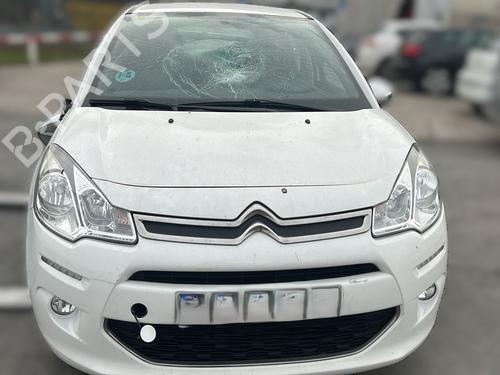 Used Left front fog light CITROËN C3 II (SC_) [2009-2026]  33169572