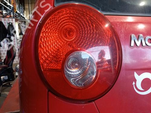 Feu arrière gauche CHEVROLET MATIZ (M200, M250) 1.0 (67 hp) 31973115