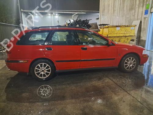 Left front indicator VOLVO V40 Estate (645) 2.0 T | BP22329472C32