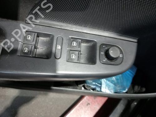 Used Left front window switch VW GOLF V (1K1) [2003-2010]  30498255