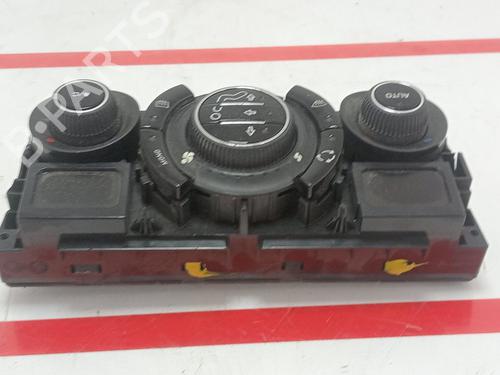 Climate control CITROËN C3 Picasso (SH_) 1.2 THP 110 (SHHNZ6) | BP27183537I5 