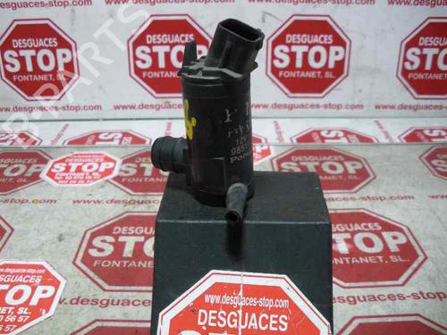 Used Washer pump HYUNDAI H-1 Van (A1) [1997-2008]  15918615