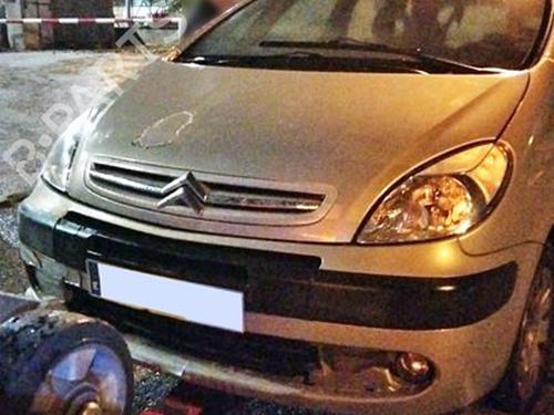 Right headlight CITROËN XSARA PICASSO (N68) 2.0 HDi | BP15930737C29 