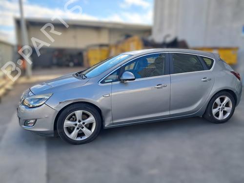 Venstre bagtil lås OPEL ASTRA J (P10) 1.6 Turbo (68) (180 hp) 32139620