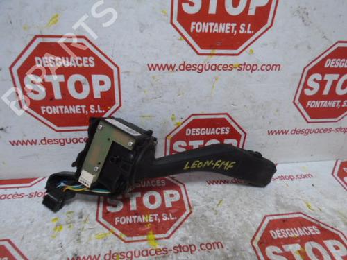 Steering column stalk SEAT LEON (1P1) 2.0 TDI | BP7391351I23 