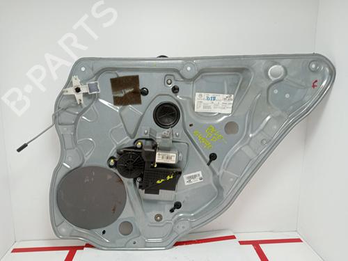 Alzavetro posteriore destra VW POLO IV (9N_, 9A_) [2001-2014]  17667586