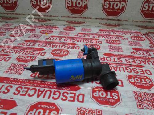 Used Washer pump FORD C-MAX II (DXA/CB7, DXA/CEU) [2010-2019]  15920943