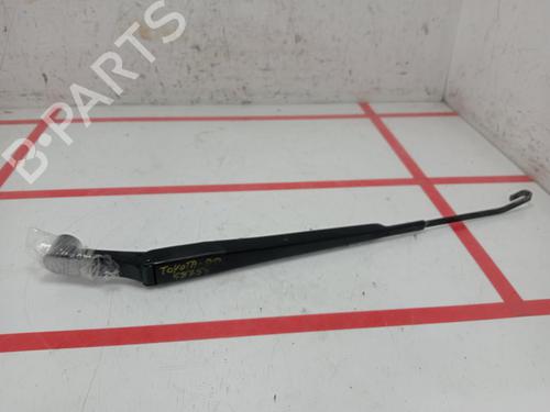 Used Front windshield wiper arm TOYOTA LAND CRUISER 90 (_J9_) [1995-2003]  28840724
