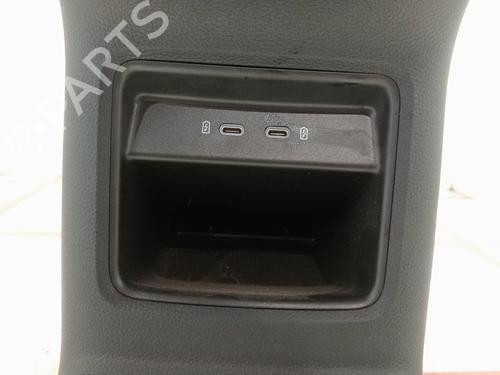 Armrest / Center console SEAT ATECA (KH7, KHP) 1.5 TSI | BP27894408I20 - Image 9