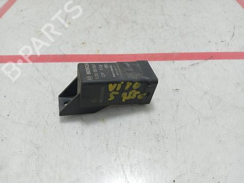 Used Electronic module Electronic module MERCEDES-BENZ VITO Mixto (Double Cabin) (W447) 111 CDI (447.701, 447.703, 447.705) (114 hp) 33798876 33798876