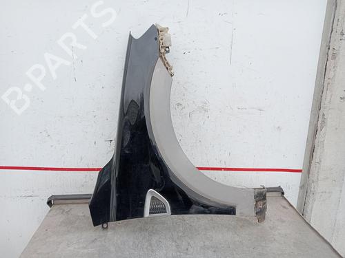 Used Right front fenders CHEVROLET CAPTIVA (C100, C140) 3.2 4WD (230 hp) 31600195