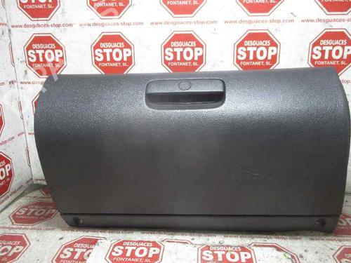 Used Glove box SKODA OCTAVIA I (1U2) 1.9 TDI (90 hp) 7394003