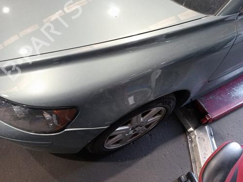 Guarda-lamas esquerdo Guarda-lamas esquerdo VOLVO S40 II (544) 2.0 D (136 hp) 36258809 36258809