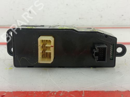 Left front window switch HYUNDAI H-1 / STAREX Bus (A1) 2.5 TD 4WD | BP17801058I27 