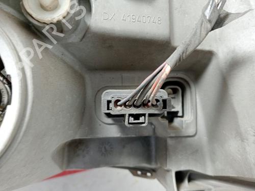 Right headlight NISSAN PRIMASTAR Van (X83)  | BP7356855C29 