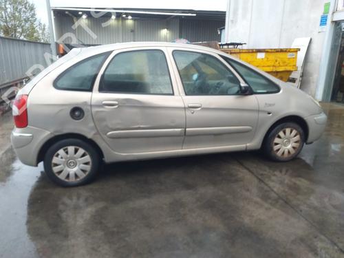 Left taillight CITROËN XSARA PICASSO (N68) 2.0 HDi | BP22336113C34