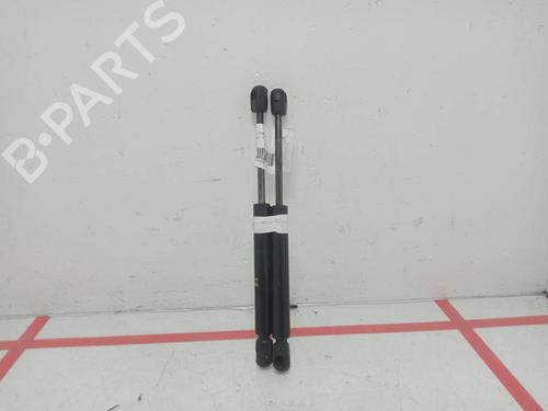 tailgate-lift-support-seat-toledo-ii-1m2-1998-1999-2000-2001-2002-2003-2004-2005-2006-38684970 main image