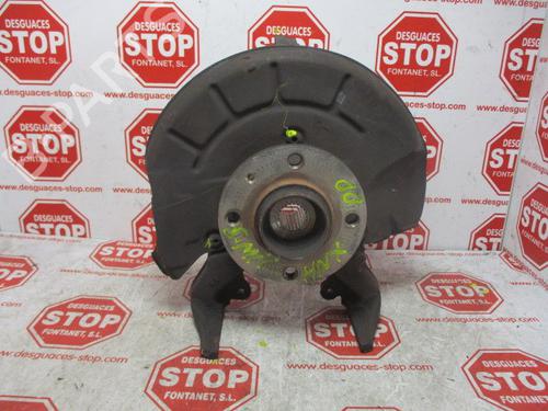 Used Right front steering knuckle SEAT Mii (KF1, KE1) 1.0 (75 hp) 7904527