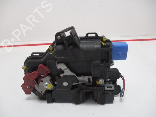 Front left lock SKODA FABIA I (6Y2) 1.4 TDI | BP15926718C98 
