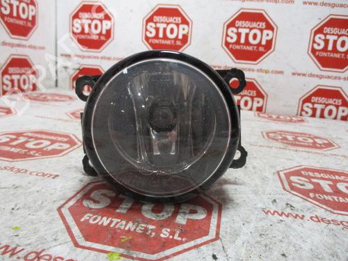 Used Right front fog light FORD FOCUS III 1.0 EcoBoost (100 hp) 7329624