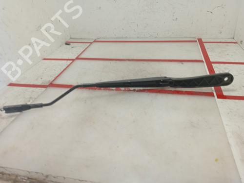 Used Front windshield wiper arm FORD TRANSIT COURIER B460 MPV 1.5 TDCi (95 hp) 18422613