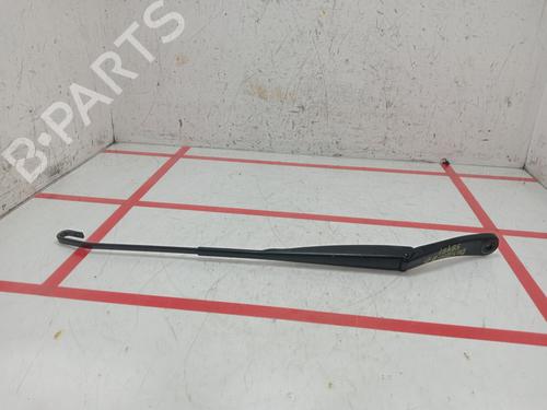 Used Front windshield wiper arm DACIA DUSTER (HS_) [2010-2018]  29826101