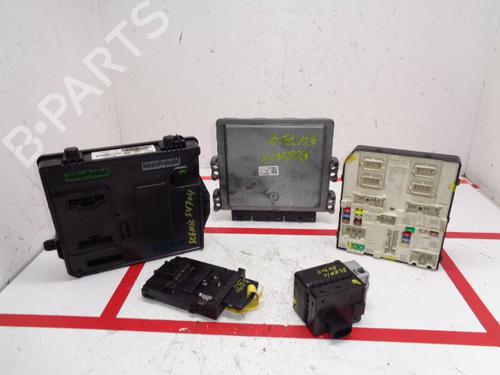 Used Engine control unit (ECU) RENAULT SCÉNIC III (JZ0/1_) [2008-2016]  15932828