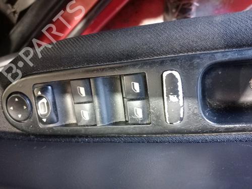 Used Left front window switch PEUGEOT 307 (3A/C) 1.6 16V (109 hp) 30863535