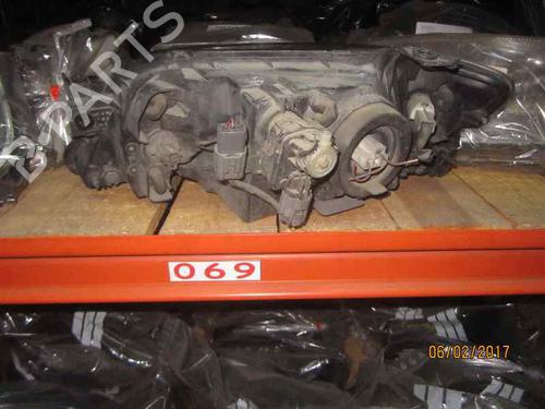 Used Right headlight MAZDA 323 F VI Hatchback (BJ) 1.5 16V (BJ5W) (88 hp) 7356551