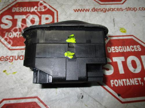 Left front window switch PEUGEOT 206 Hatchback (2A/C) 2.0 HDI 90 | BP7477440I27 