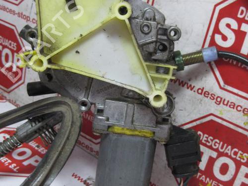 Front right window mechanism LAND ROVER FREELANDER I (L314) 2.0 DI 4x4 | BP7327452C23 