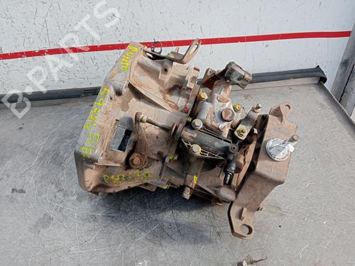 Caja de cambios Caja de cambios FIAT PUNTO Hatchback Van (188_) 1.2 60 (60 hp) 37444396 37444396