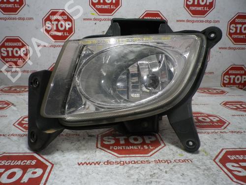 Used Left front fog light HYUNDAI i30 Estate (FD) 1.6 CRDi (116 hp) 7306924