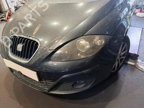 Used Left front fog light Left front fog light SEAT ALTEA XL (5P5, 5P8) [2006-2015] 40155172 40155172