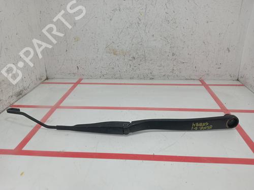Used Front windshield wiper arm NISSAN JUKE (F15) [2010-2019]  29191902