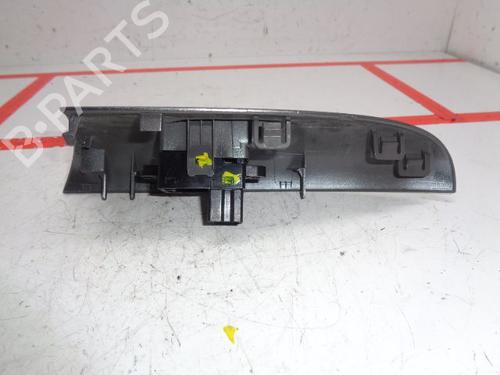 Right front window switch NISSAN JUKE (F15) 1.5 dCi | BP9445663I26 