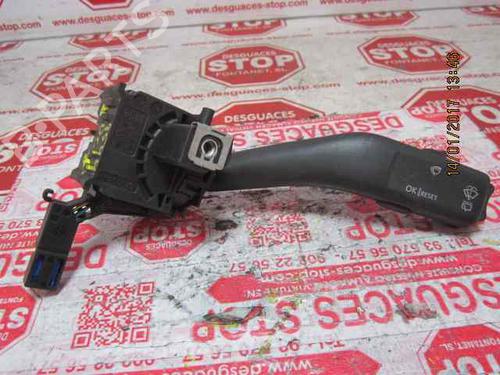 Used Steering column stalk SEAT ALTEA (5P1) [2004-2015]  7383298
