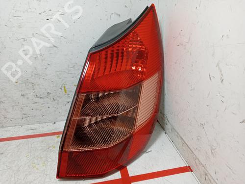 Used Right taillight RENAULT SCÉNIC II (JM0/1_) 1.9 dCi (JM0G, JM12, JM1G, JM2C) (120 hp) 30709869